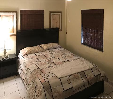 875 E 8th St, Hialeah, FL 33010 photo 10
