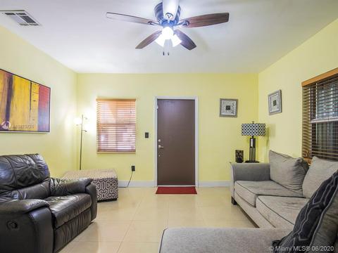 4735 E 8th Ln, Hialeah, FL 33013 photo 4