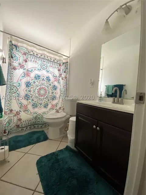 814 E Palm Run Dr, North Lauderdale, FL 33068 photo 11