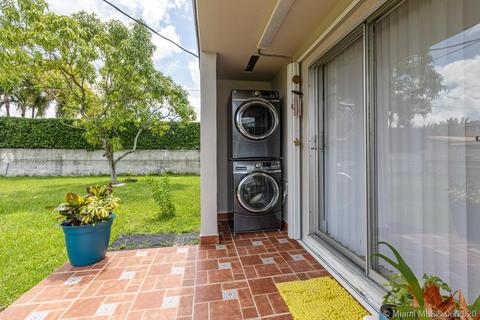 9975 NW 27th Ter, Doral, FL 33172 photo 12