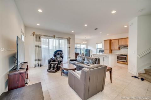 3267 W 97th Ter, Hialeah, FL 33018 photo 5