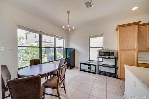 3267 W 97th Ter, Hialeah, FL 33018 photo 8
