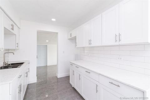 331 E 18th St, Hialeah, FL 33010 photo 8