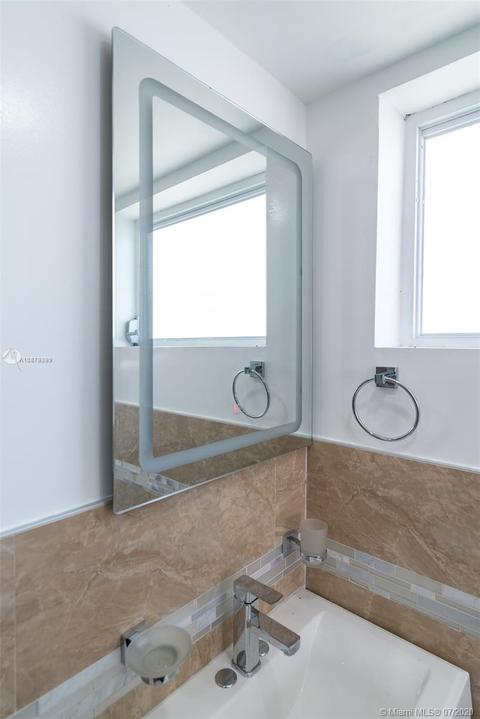 331 E 18th St, Hialeah, FL 33010 photo 31