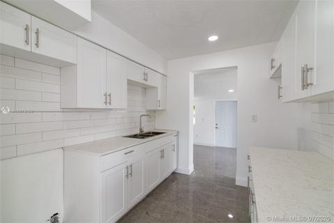 331 E 18th St, Hialeah, FL 33010 photo 6