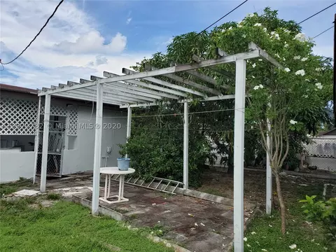 710 E 38th St, Hialeah, FL 33013 photo 7