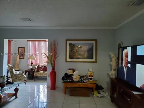 710 E 38th St, Hialeah, FL 33013 photo 24