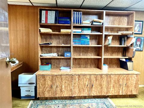 221 E 49th St, Hialeah, FL 33013 photo 20