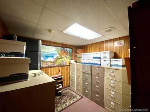 221 E 49th St, Hialeah, FL 33013 photo 16