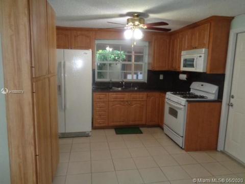 911 E 6, Hialeah, FL 33010 photo 17