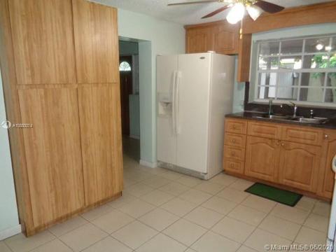 911 E 6, Hialeah, FL 33010 photo 20