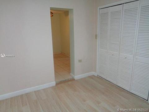 911 E 6, Hialeah, FL 33010 photo 26