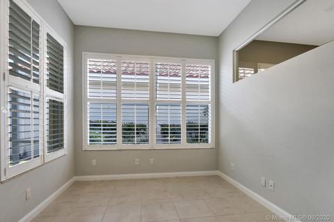 117 Hampton Cir, Jupiter, FL 33458 photo 17