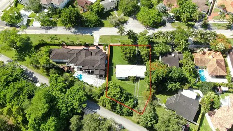 5751 Devonshire Blvd, Miami, FL 33155 photo 16