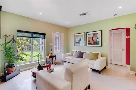 5751 Devonshire Blvd, Miami, FL 33155 photo 8