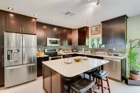 5751 Devonshire Blvd, Miami, FL 33155 photo 6