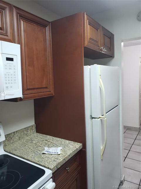 Undisclosed, Hialeah, FL 33012 photo 5