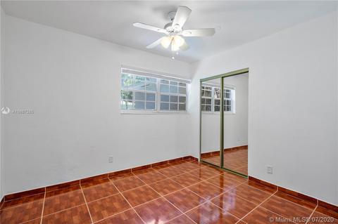 450 NW 89th St, El Portal, FL 33150 photo 18