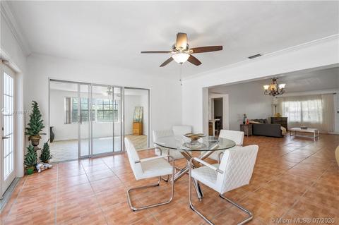 450 NW 89th St, El Portal, FL 33150 photo 12