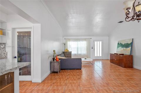 450 NW 89th St, El Portal, FL 33150 photo 6