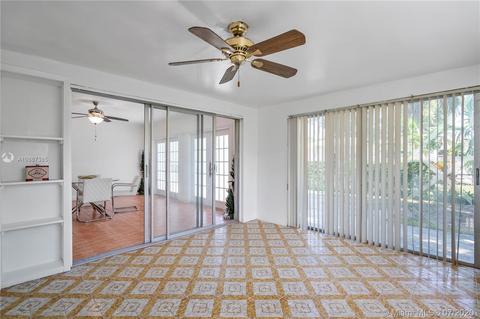 450 NW 89th St, El Portal, FL 33150 photo 14