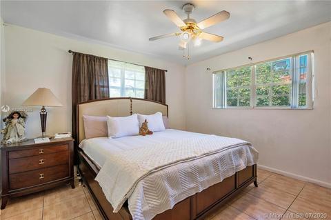 450 NW 89th St, El Portal, FL 33150 photo 20