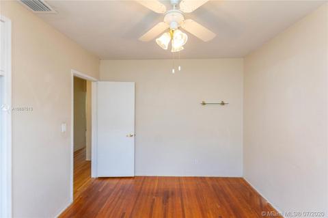 525 De Leon Dr, Miami Springs, FL 33166 photo 27