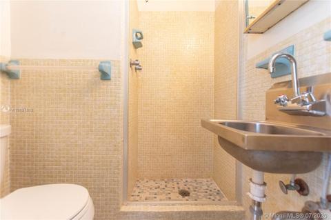 525 De Leon Dr, Miami Springs, FL 33166 photo 37
