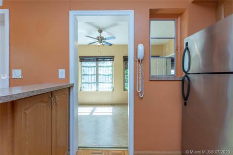 525 De Leon Dr, Miami Springs, FL 33166 photo 15