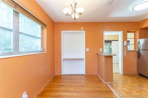 525 De Leon Dr, Miami Springs, FL 33166 photo 8