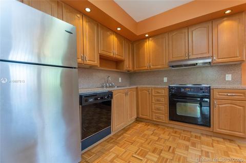 525 De Leon Dr, Miami Springs, FL 33166 photo 14