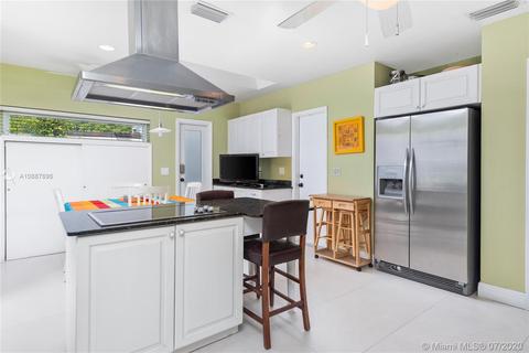 370 Harbor Ln, Key Biscayne, FL 33149 photo 14