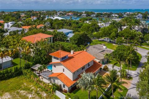 370 Harbor Ln, Key Biscayne, FL 33149 photo 2