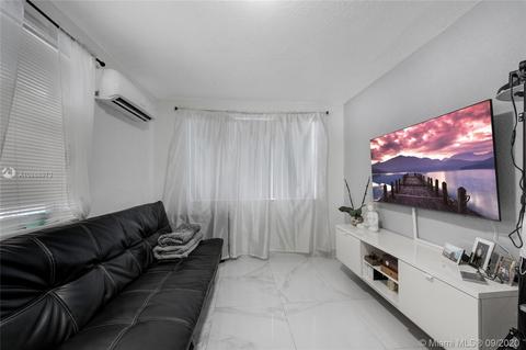190 E 43rd St, Hialeah, FL 33013 photo 11