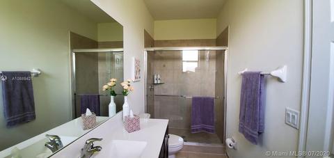 3328 W 92nd Pl, Hialeah, FL 33018 photo 14