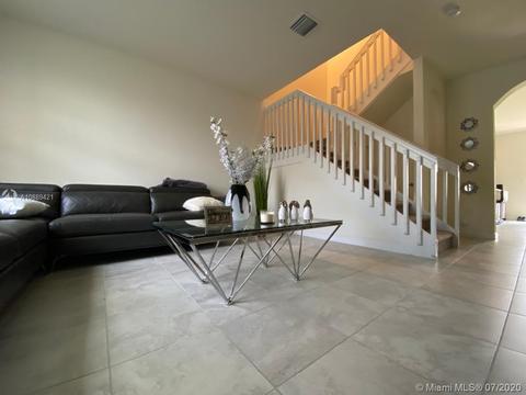 3328 W 92nd Pl, Hialeah, FL 33018 photo 6