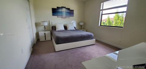 3328 W 92nd Pl, Hialeah, FL 33018 photo 13
