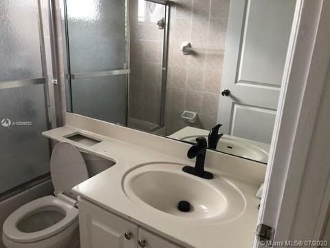 Undisclosed, Hialeah, FL 33018 photo 23