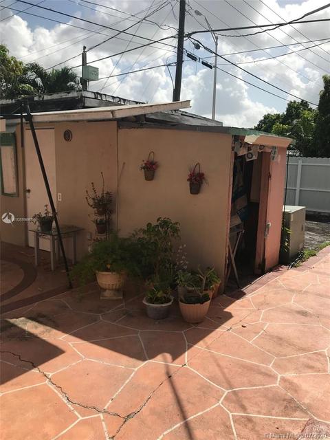 301 W 17th St, Hialeah, FL 33010 photo 2