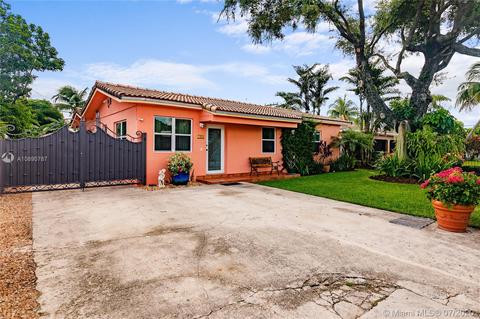 755 E 9th Ln, Hialeah, FL 33010 photo 1
