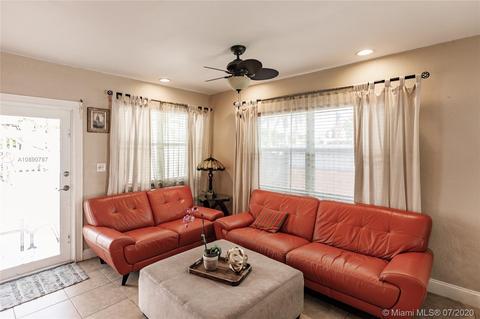 755 E 9th Ln, Hialeah, FL 33010 photo 6