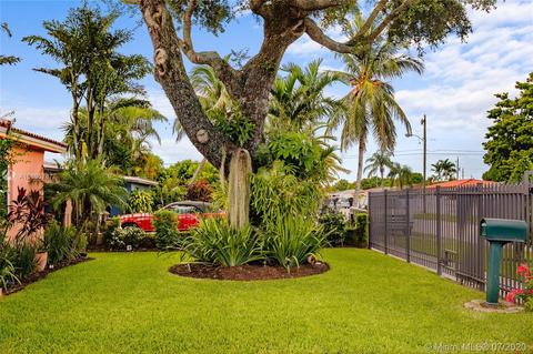 755 E 9th Ln, Hialeah, FL 33010 photo 2