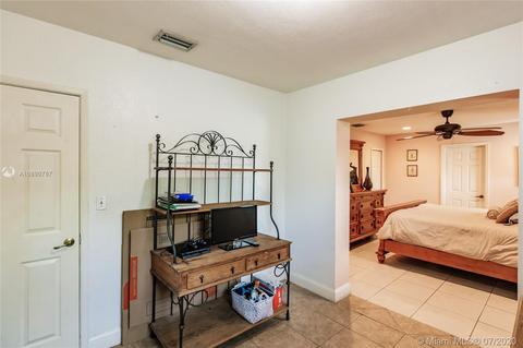 755 E 9th Ln, Hialeah, FL 33010 photo 23