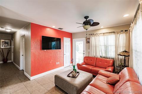755 E 9th Ln, Hialeah, FL 33010 photo 5