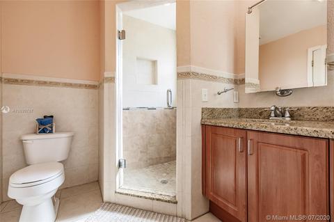 755 E 9th Ln, Hialeah, FL 33010 photo 30