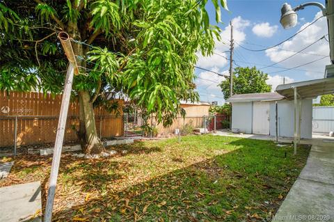 1530 E 6th Ct, Hialeah, FL 33010 photo 25