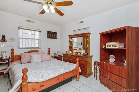 1530 E 6th Ct, Hialeah, FL 33010 photo 8
