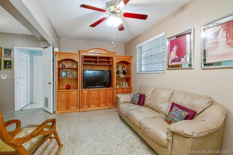 1530 E 6th Ct, Hialeah, FL 33010 photo 18