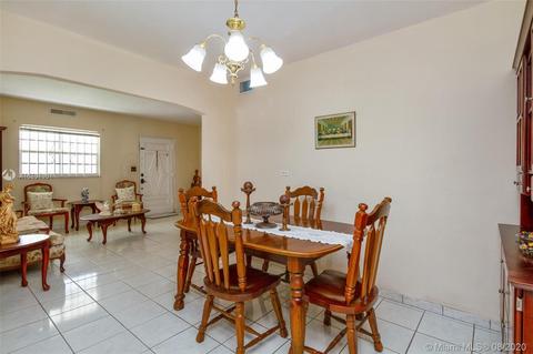 1530 E 6th Ct, Hialeah, FL 33010 photo 9