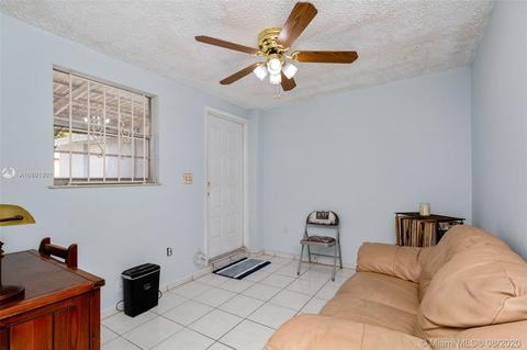 1530 E 6th Ct, Hialeah, FL 33010 photo 19
